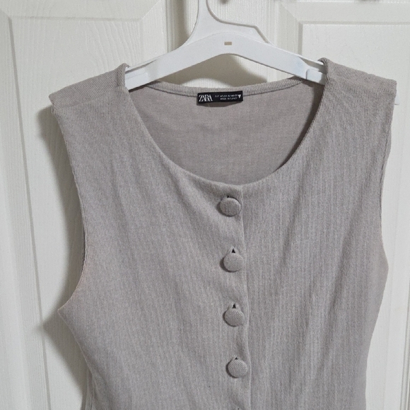 Zara Light Taupe Ribbed Button-Front Tank - Picture 3 of 6